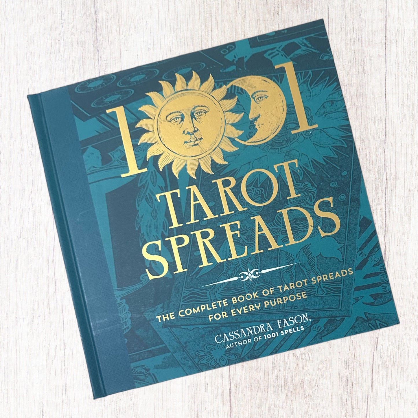 1001 Tarot Spreads