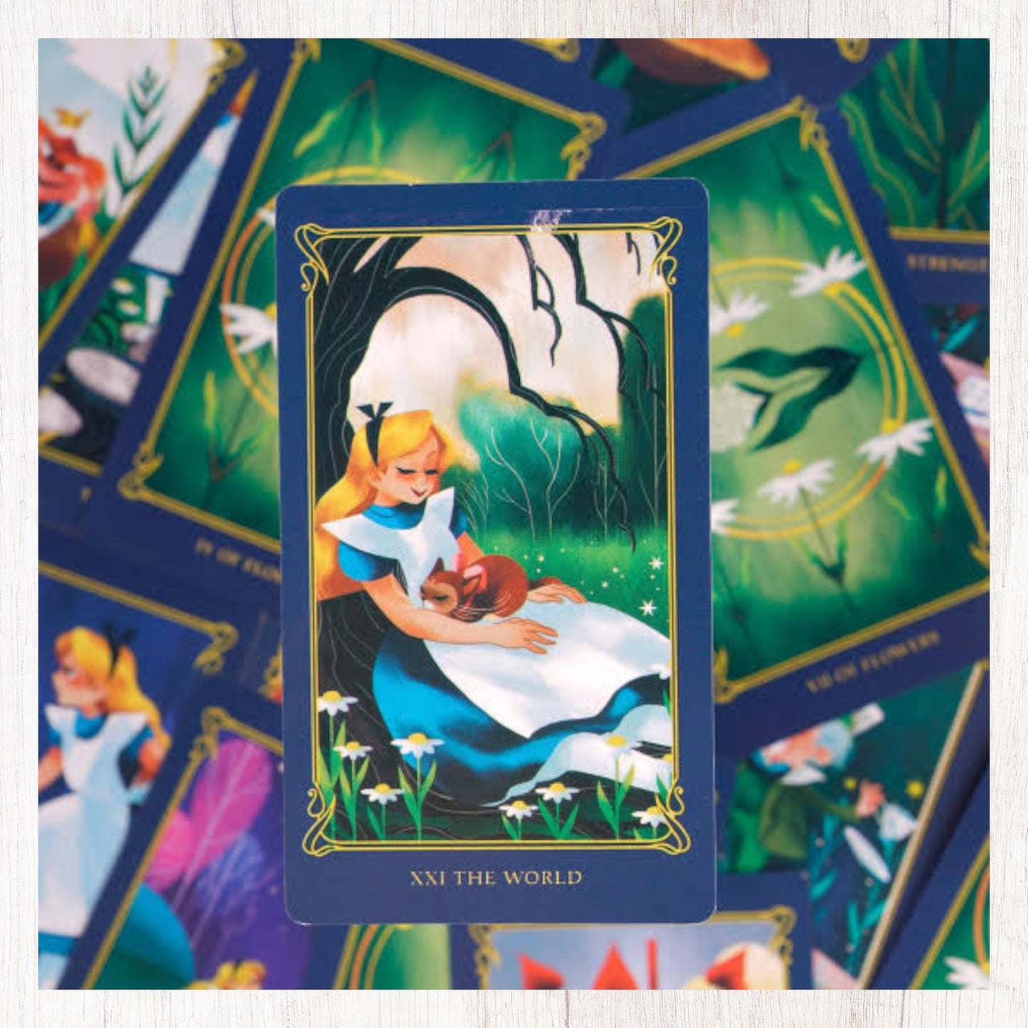 Alice In Wonderland Tarot Deck & Guidebook Official Deck