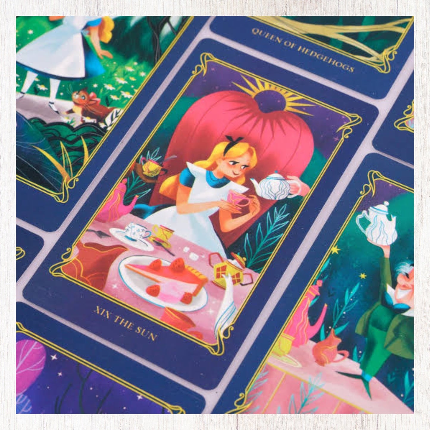 Alice In Wonderland Tarot Deck & Guidebook Official Deck