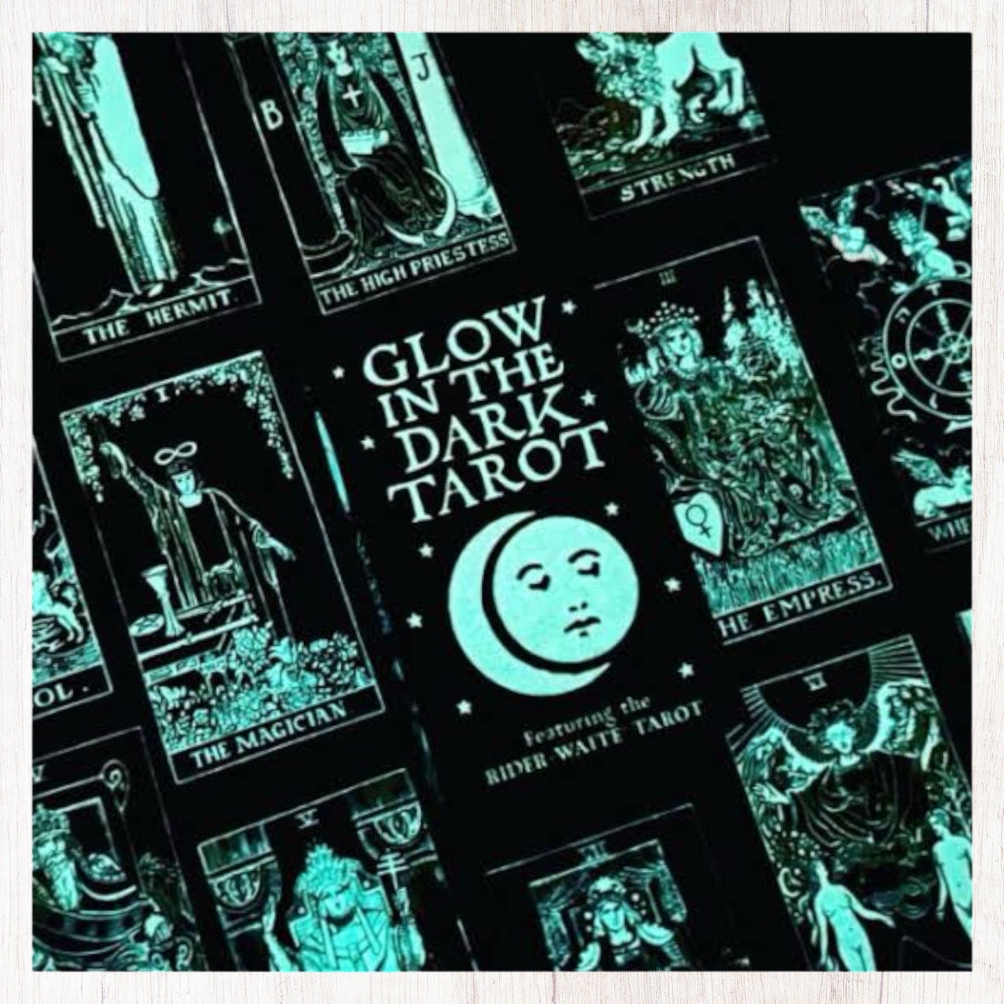 Glow In The Dark Tarot Deck