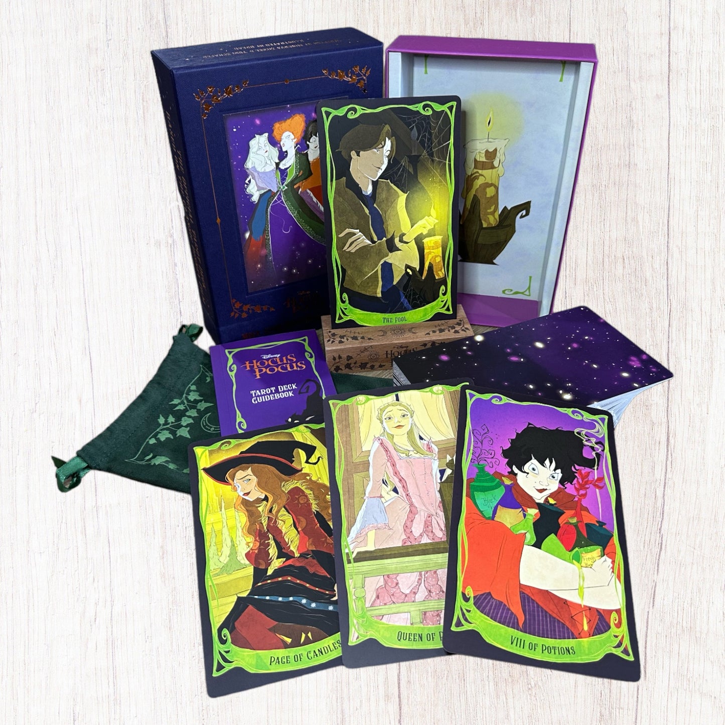 Hocus Pocus Mega-Sized Official Tarot Deck